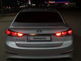 Hyundai Elantra 2018 года за 8 500 000 тг. в Актобе – фото 5