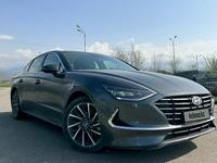 Hyundai Sonata 2022 годаfor16 000 000 тг. в Алматы