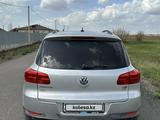 Volkswagen Tiguan 2015 года за 7 300 000 тг. в Астана – фото 3