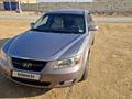 Hyundai Sonata 2005 годаfor4 000 000 тг. в Актау – фото 3