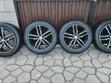 Шины с дисками 215/55/R18үшін400 000 тг. в Караганда