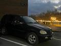 Mercedes-Benz ML 320 2003 годаүшін3 600 000 тг. в Караганда – фото 2