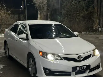 Toyota Camry 2013 года за 7 800 000 тг. в Алматы – фото 2