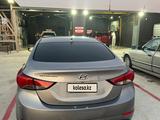 Hyundai Elantra 2015 года за 2 800 000 тг. в Актау – фото 4