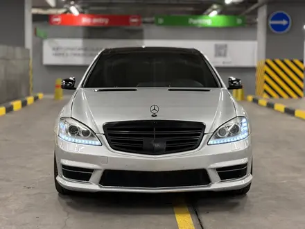 Mercedes-Benz S 500 2007 года за 9 300 000 тг. в Алматы