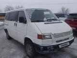 Volkswagen Transporter 1995 годаүшін2 500 000 тг. в Жезказган