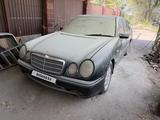 Mercedes-Benz E 280 1996 года за 1 150 000 тг. в Алматы