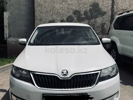 Skoda Rapid 2014 года за 3 500 000 тг. в Алматы