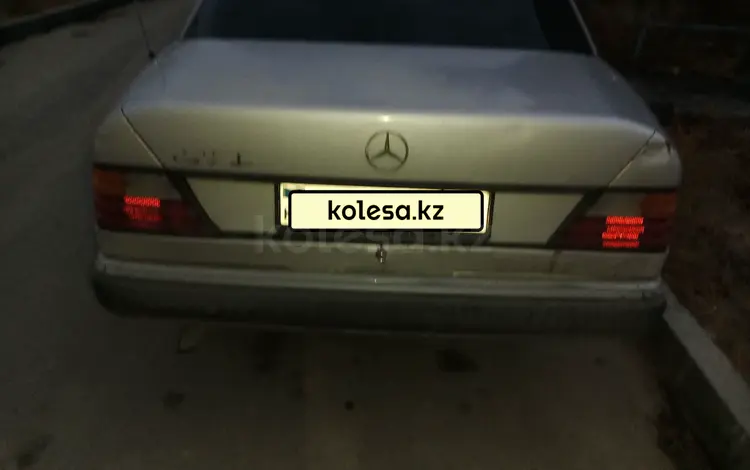 Mercedes-Benz E 230 1992 годаүшін1 000 000 тг. в Кызылорда