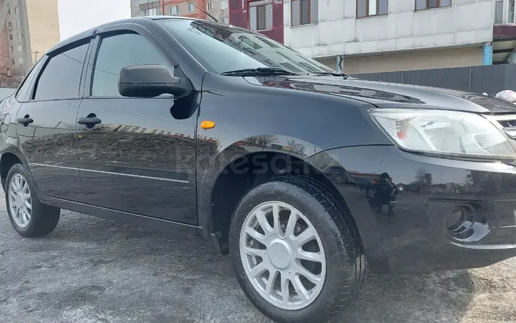 ВАЗ (Lada) Granta 2190 2014 годаүшін3 000 000 тг. в Семей