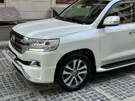 Toyota Land Cruiser 2016 года за 30 990 000 тг. в Алматы – фото 11