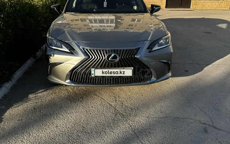 Lexus ES 250 2020 года за 20 500 000 тг. в Актобе