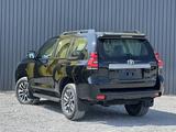 Toyota Land Cruiser Prado 2022 года за 34 200 000 тг. в Актобе – фото 4