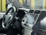 Toyota Land Cruiser Prado 2022 года за 34 200 000 тг. в Актобе – фото 5