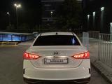 Hyundai Accent 2021 года за 9 550 000 тг. в Шымкент – фото 4