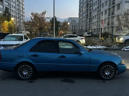 Mercedes-Benz C 220 1994 года за 1 650 000 тг. в Алматы – фото 7