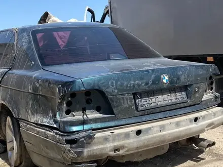 BMW 728 1996 года за 900 000 тг. в Туркестан