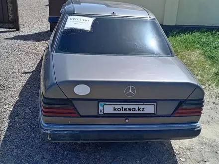 Mercedes-Benz E 230 1991 года за 2 000 000 тг. в Шу – фото 3