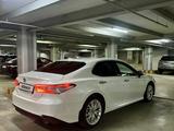 Toyota Camry 2020 года за 14 500 000 тг. в Астана – фото 4