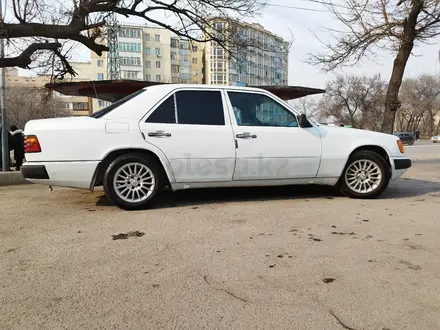 Mercedes-Benz E 230 1990 года за 1 350 000 тг. в Алматы – фото 10