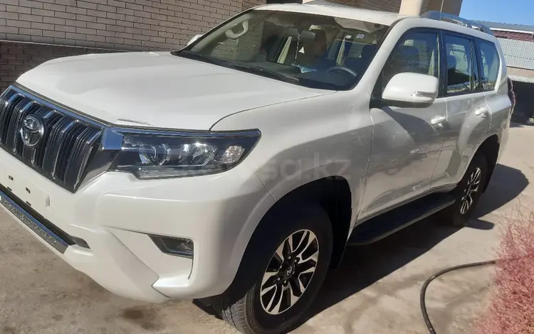 Toyota Land Cruiser Prado 2022 года за 29 000 000 тг. в Шымкент