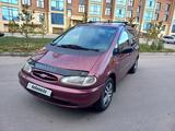 Volkswagen Sharan 1997 годаүшін2 300 000 тг. в Караганда