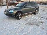 Volkswagen Touareg 2004 года за 5 500 000 тг. в Астана