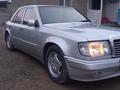 Mercedes-Benz E 300 1991 года за 2 200 000 тг. в Сарыкемер – фото 3