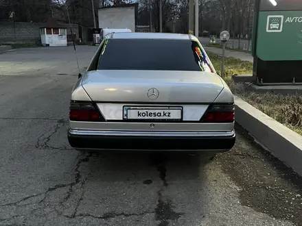 Mercedes-Benz E 280 1993 года за 3 000 000 тг. в Шымкент – фото 5