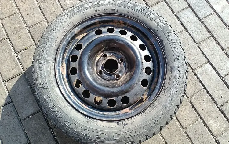 Диск R15 с шиной на Кобальт. за 25 000 тг. в Астана