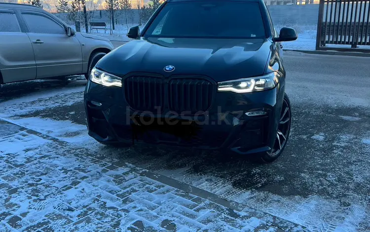 BMW X7 2022 года за 62 000 000 тг. в Астана