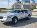 Lincoln Town Car 1996 годаүшін10 000 000 тг. в Астана – фото 4