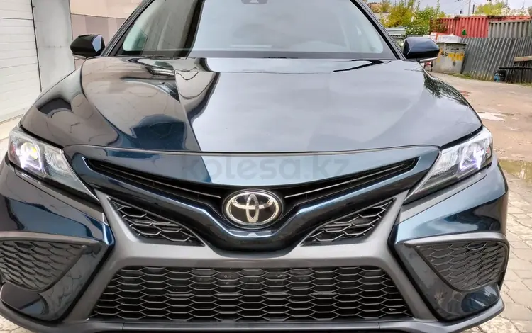 Toyota Camry 2021 года за 14 000 000 тг. в Кокшетау