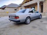 Mercedes-Benz E 200 1993 годаfor1 500 000 тг. в Шымкент – фото 5