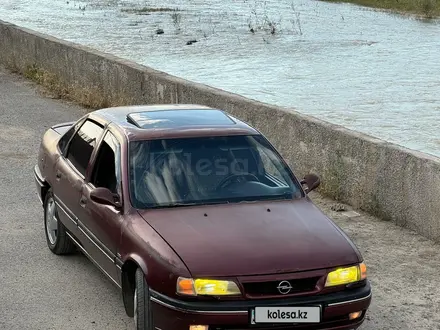 Opel Vectra 1995 года за 1 600 000 тг. в Шымкент – фото 2