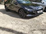 Hyundai Elantra 2023 года за 11 600 000 тг. в Жезказган – фото 2