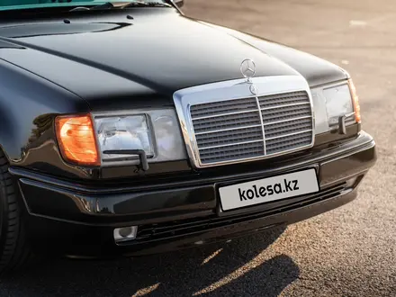 Mercedes-Benz E 500 1992 года за 25 000 000 тг. в Алматы – фото 15