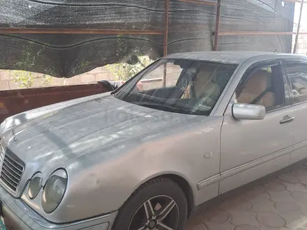 Mercedes-Benz E 230 1996 года за 1 500 000 тг. в Шымкент – фото 14