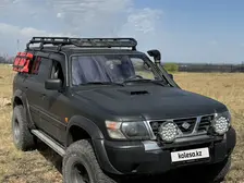 Nissan Patrol, 2000