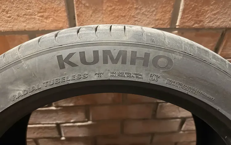 KUMHO 245/45/R21 за 150 000 тг. в Астана