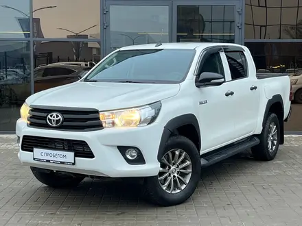 Toyota Hilux 2017 года за 13 650 000 тг. в Уральск