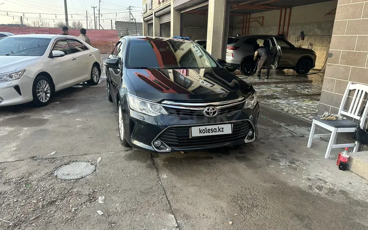 Toyota Camry 2015 года за 12 500 000 тг. в Шымкент