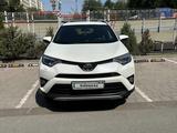 Toyota RAV4 2017 года за 13 500 000 тг. в Алматы