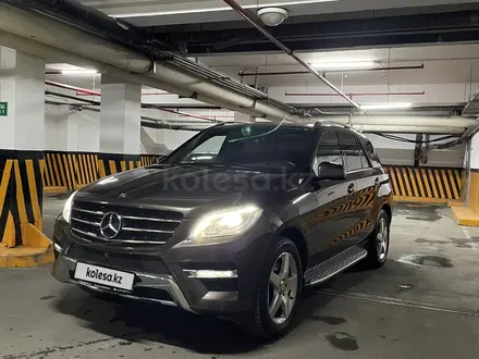 Mercedes-Benz ML 350 2014 года за 17 900 000 тг. в Алматы