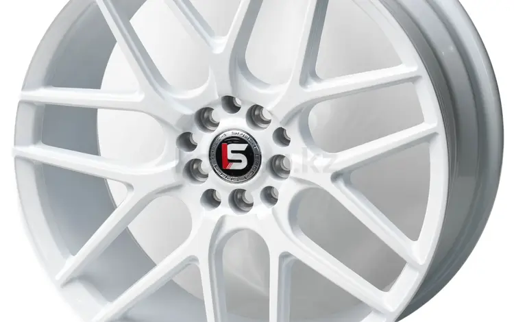 KS010 R18 8J ET35 5x100/5x114, 3 ЦО73.1 All White за 320 000 тг. в Алматы