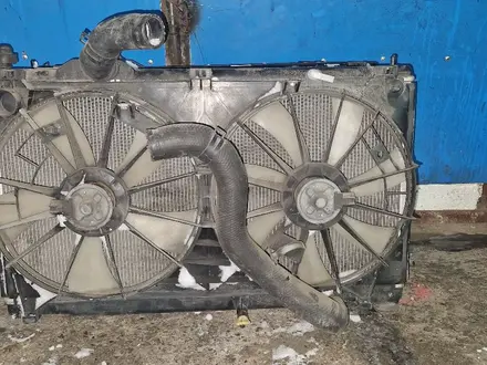 Радиатор охлаждения вентилятор на is250 за 50 000 тг. в Алматы