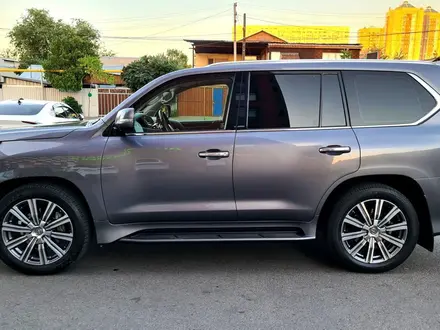 Lexus LX 570 2016 года за 37 500 000 тг. в Алматы – фото 4