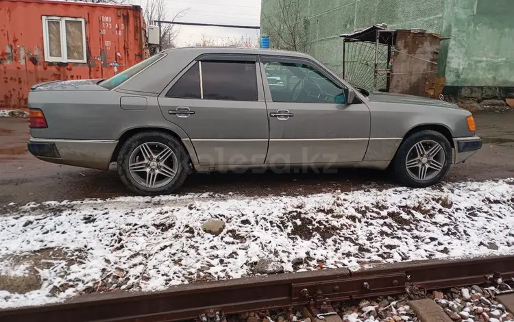 Mercedes-Benz E 230 1991 годаfor1 550 000 тг. в Алматы