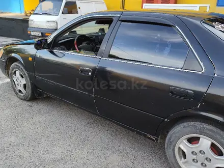 Toyota Camry 2001 года за 2 500 000 тг. в Алматы – фото 3