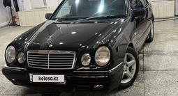 Mercedes-Benz E 320 1998 года за 3 200 000 тг. в Астана